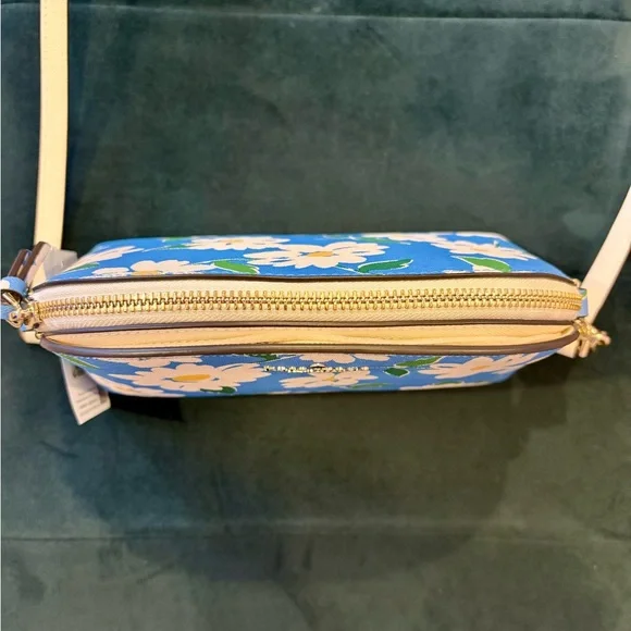 kate spade Blue Floral Daisy Crossbody Bag NWT - Picture 3 of 6